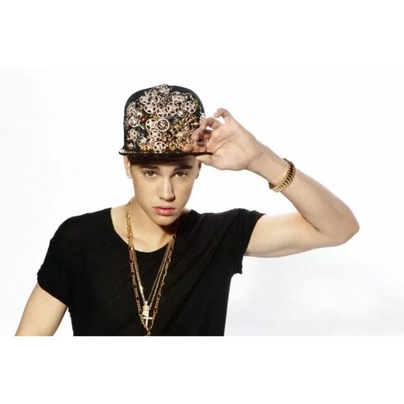 NWT hat Europe Metal Punk Baseball Caps Rivets Hip Hop Cap Snapback Caps Hat - Picture 6 of 6